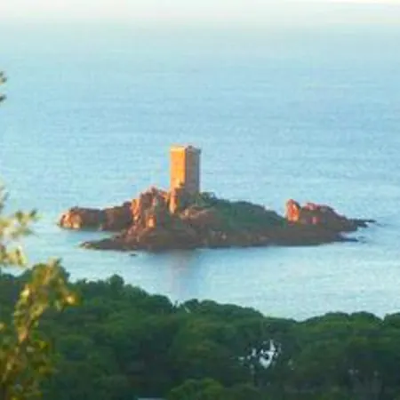 Lägenhet Familial Avec Vue Sur La A Agay - 40 M² + Piscine *